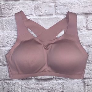 36D Lululemon Enlite Bra